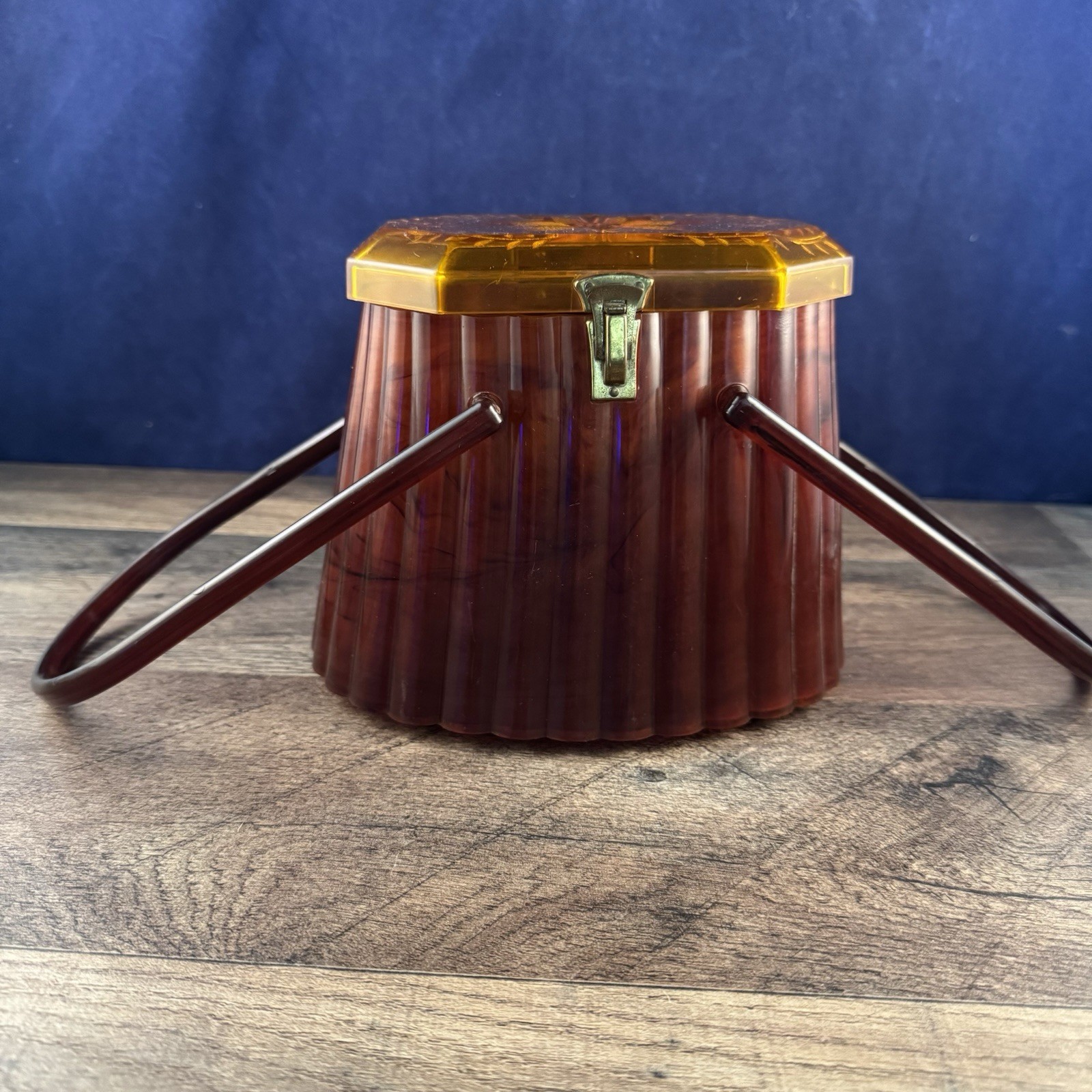 Ranhill Corp. Etched and Sculpted Amber Swirl Acetate Box Purse, 1950s Vintage - Image 8