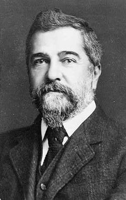 Louis Comfort Tiffany-The Artist Behind the Glass