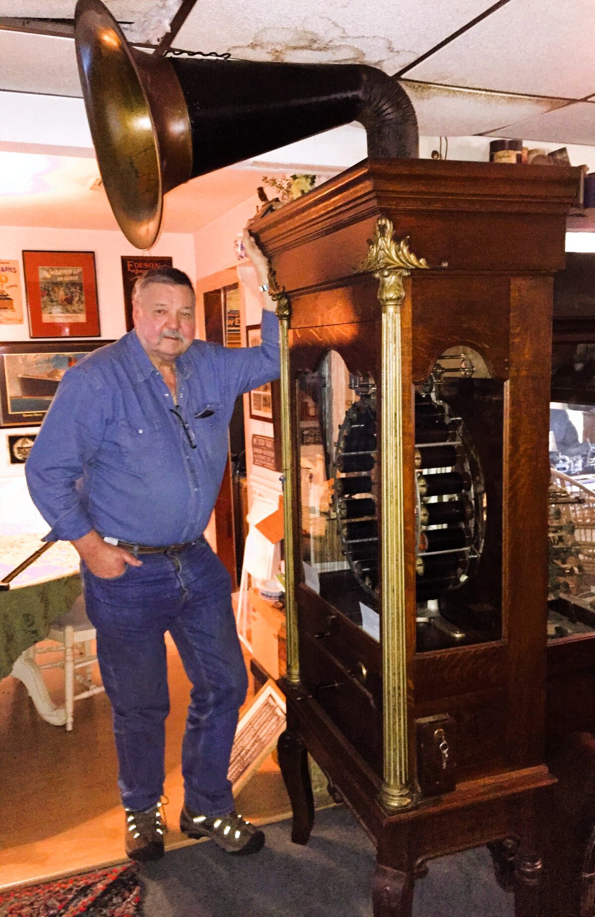The Birth of the Jukebox-From Nickelodeons to Swing Eras